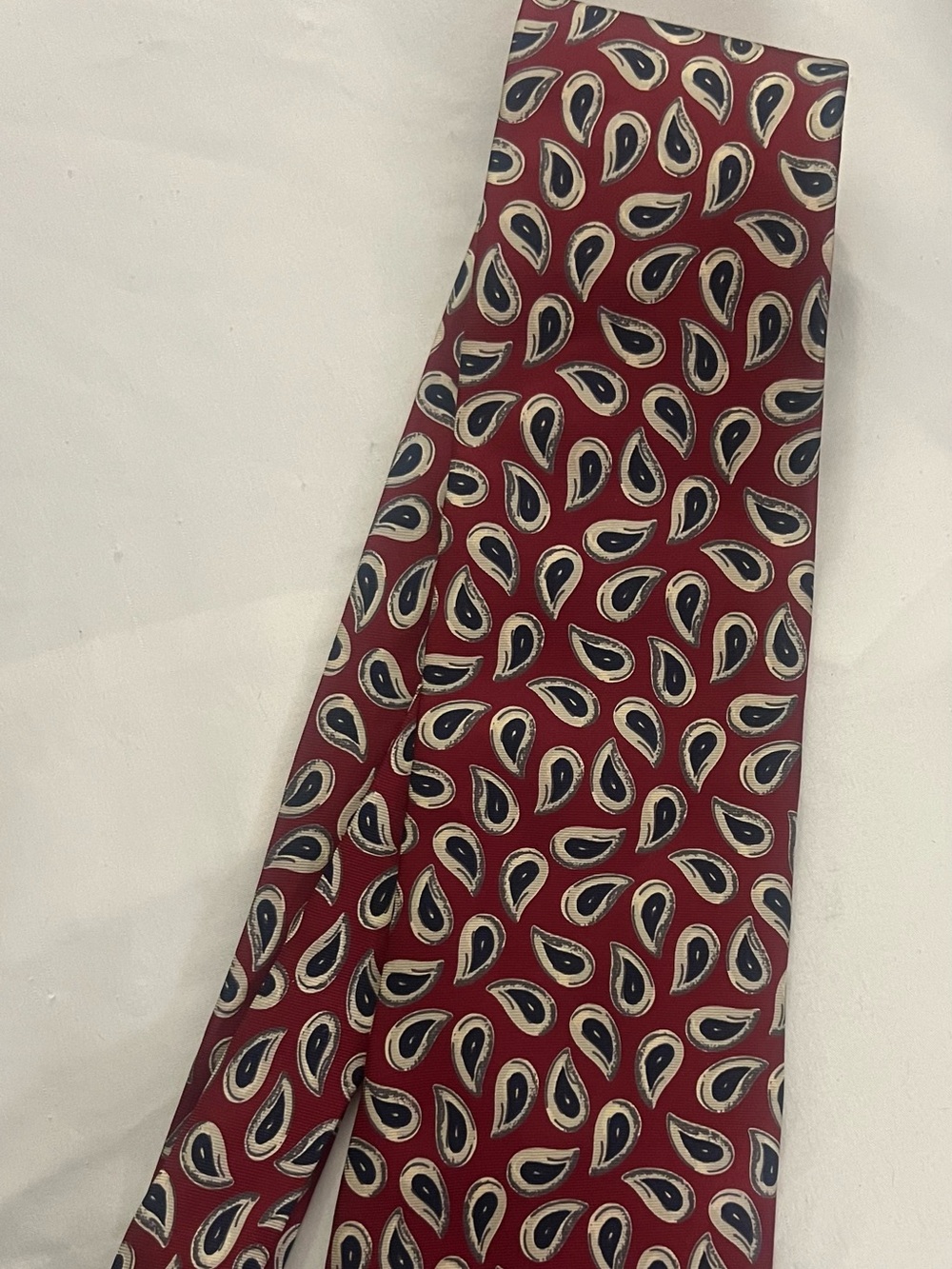 Amherst & Brock Classic Red Paisley Silk Tie; EUC.